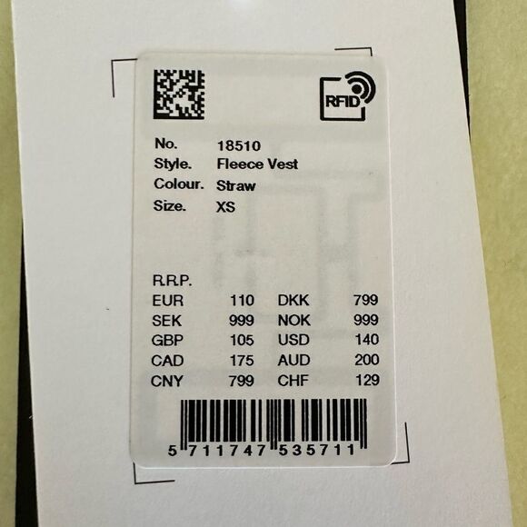 NWT Rains Women’s Teens Fleece Vest Color Straw Versatile - Size XS - Picture 6 of 9